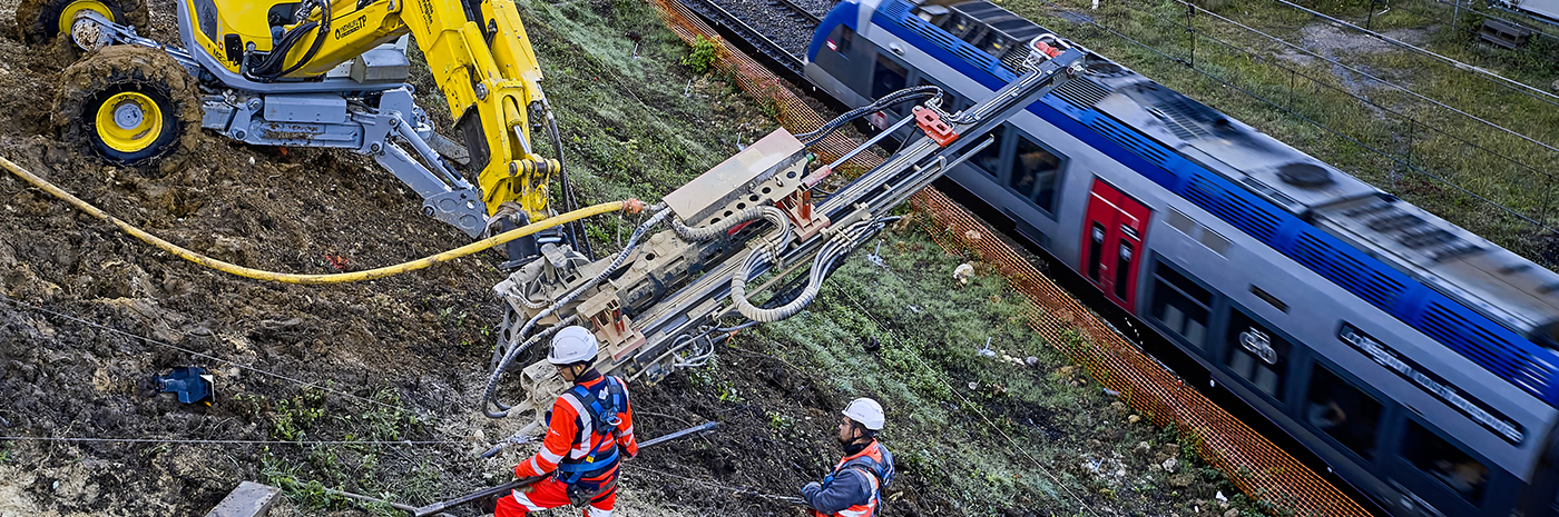 Ouvrages ferroviaires et électriques bannière